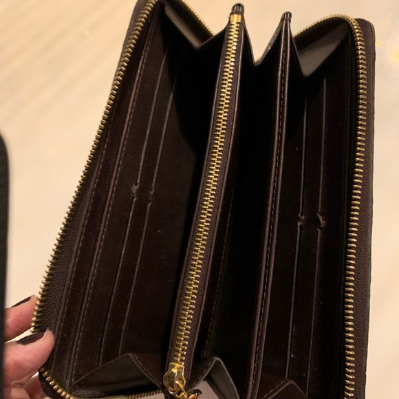LV wallet - Picture 4 of 4
